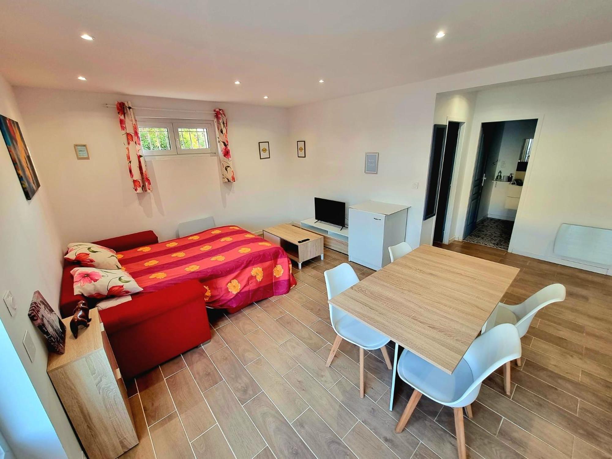 Doumo Apartment *